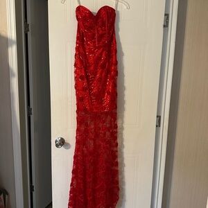Jessica McClintock Red Strapless Sweetheart Gown